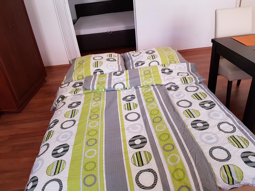 Apartman Kaszas Central โมชนมายารูวาร์ ภายนอก รูปภาพ